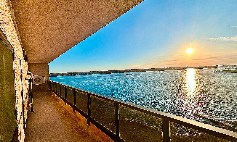 Waterfront Penthouse...