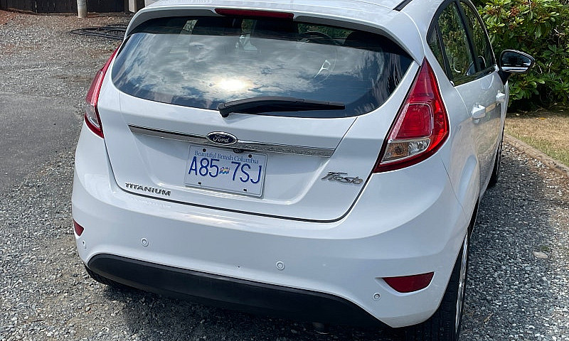 2014 Ford Fiesta Tit...