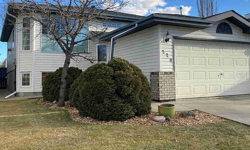 Bright 3 Bedroom Mai...