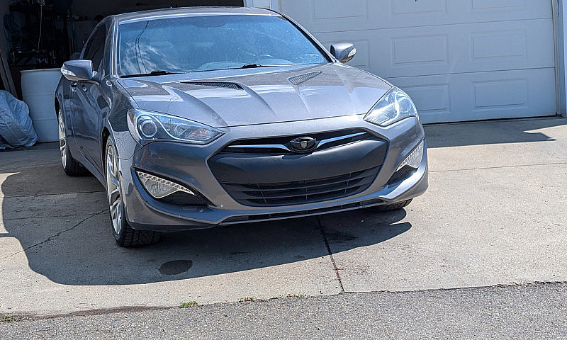  Hyundai Genesis Cou...