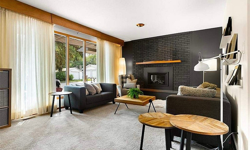 Master Bedroom For R...