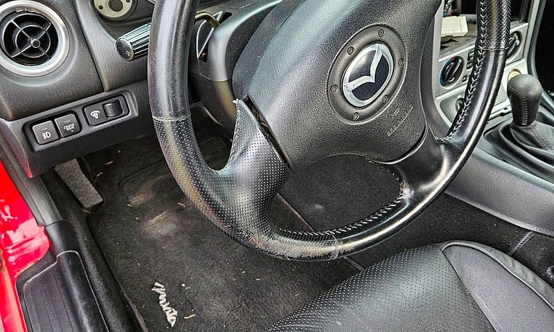 Mazda Miata Gt...
