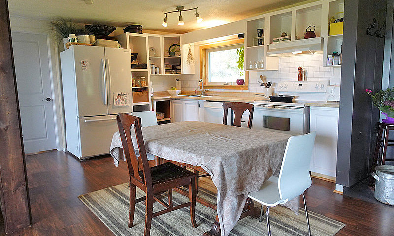 10 Acre Hilltop Home...