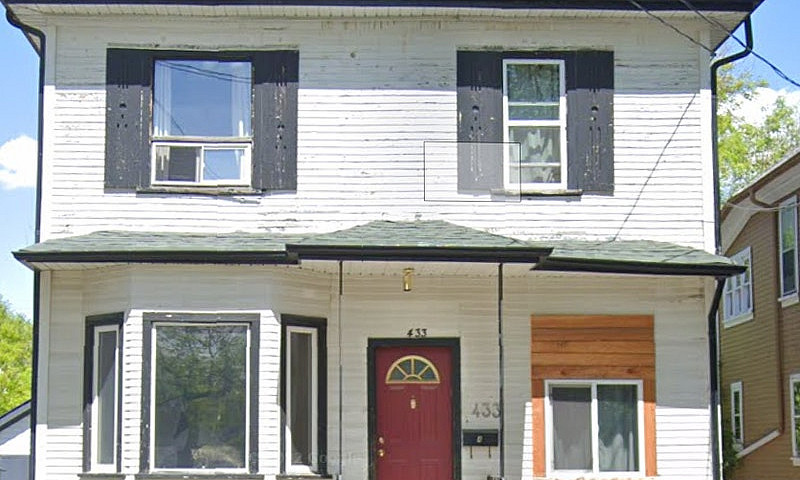4 Bedroom 1 Bathroom...