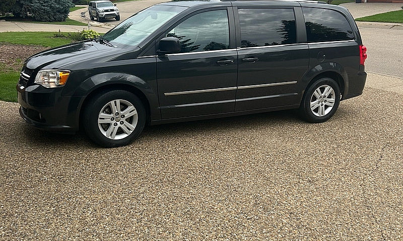 2012 Dodge Grand Car...