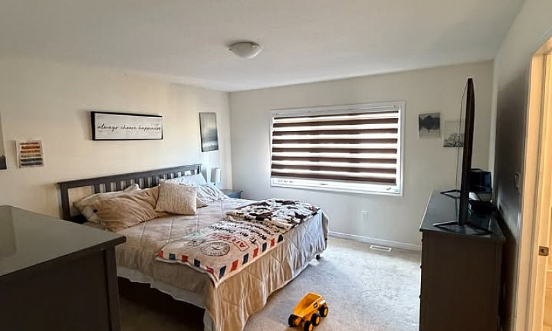 3-Bedroom 2 Wr Townh...