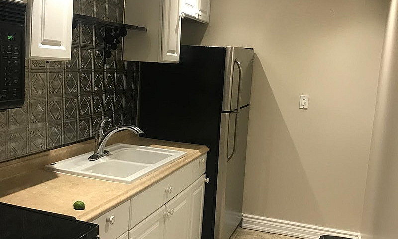 1 Bedroom Above Grou...