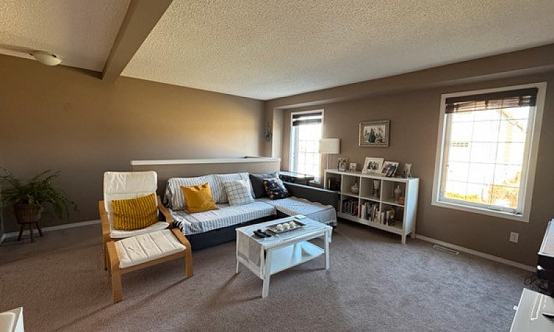 **Bright 3Bed 2.5Bat...
