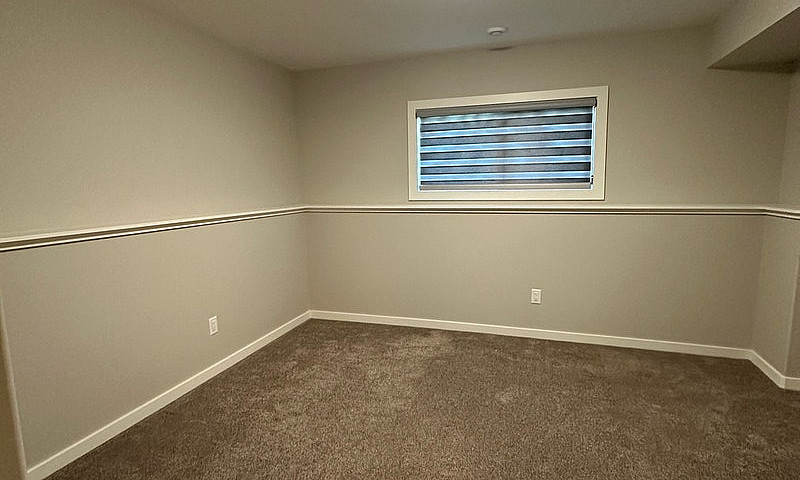New 1 Bed, 1 Bath Le...