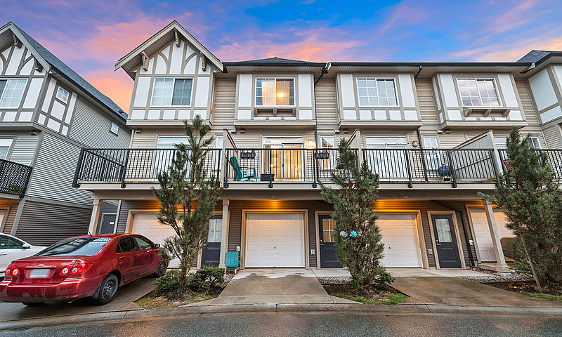  Hot Listing! 2 Bed ...