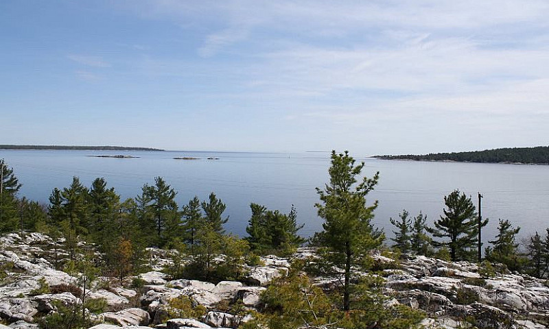 Waterfront Acreage G...