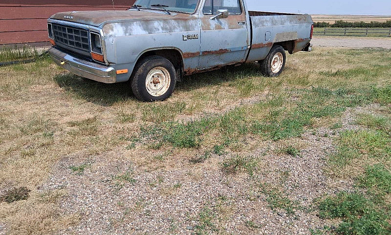 Rare 1985 Dodge D100...