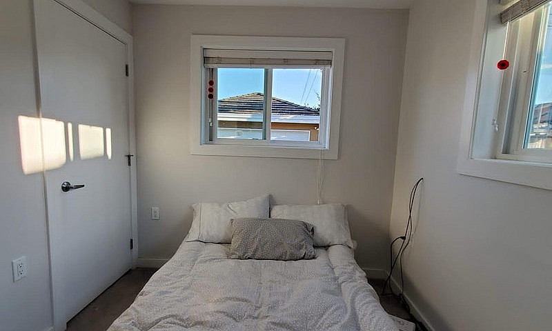 2 Beds 1.5 Bathroom ...