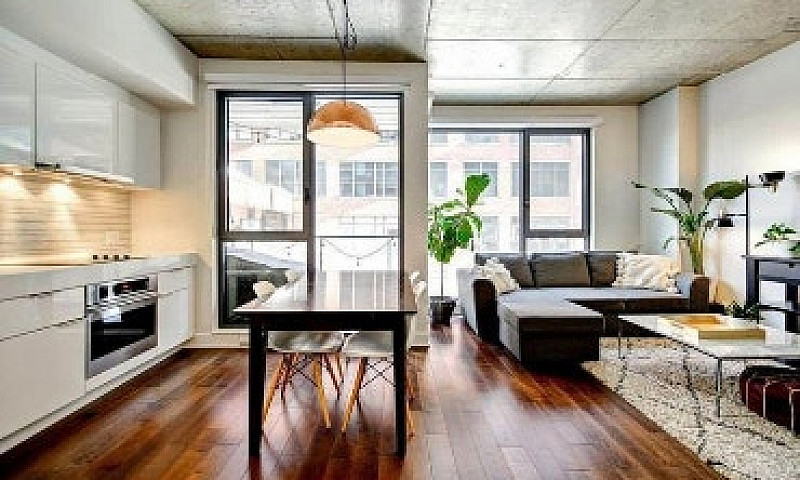 Loft In Griffintwon...