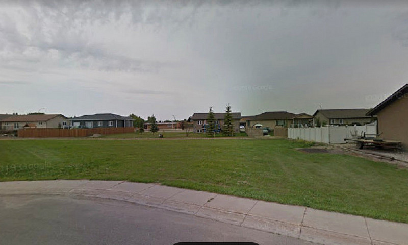 Yorkton Lot For Sale...