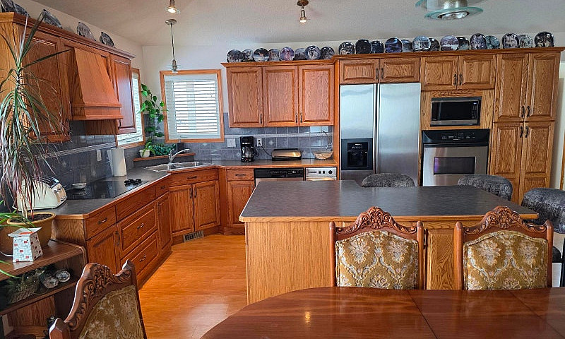 Quiet Acreage/Hobby ...