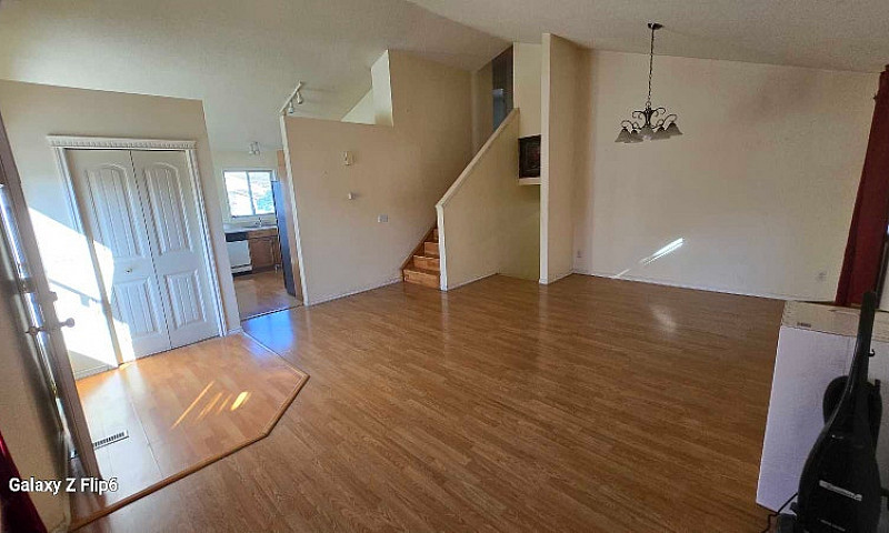 Applewood  4Level Sl...