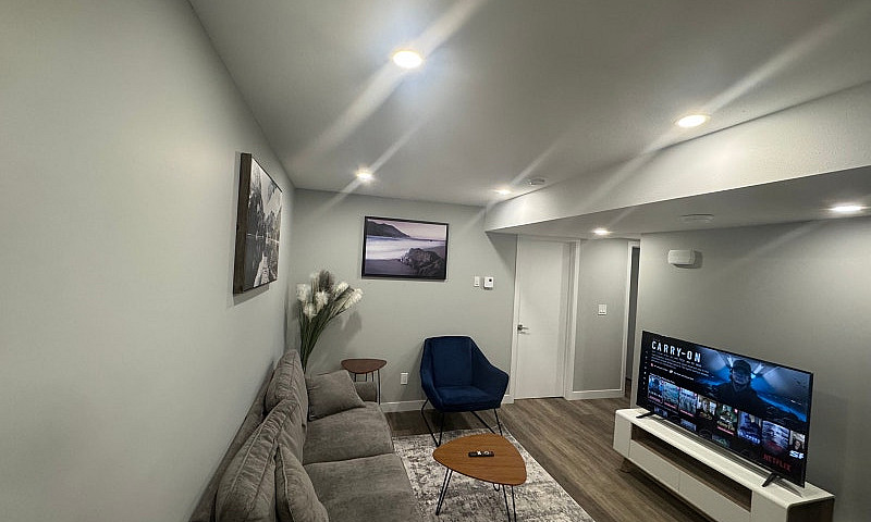 2 Bedrooms 1 Bath Ho...