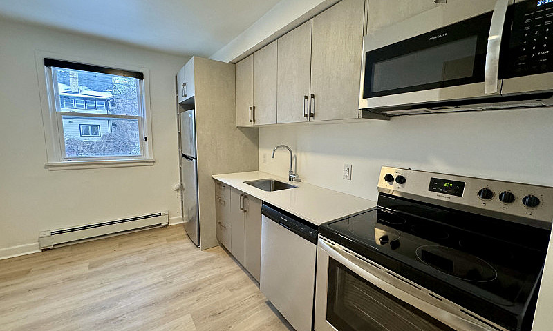 2 Bedroom 1 Bathroom...