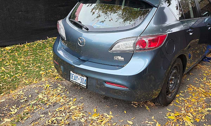 2011 Mazda 3...