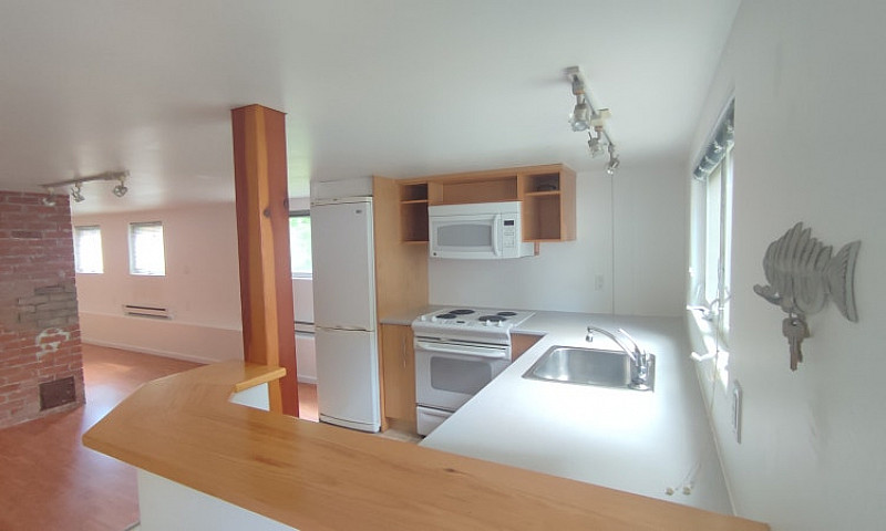 1Br - 780Ft - 1 Bedr...