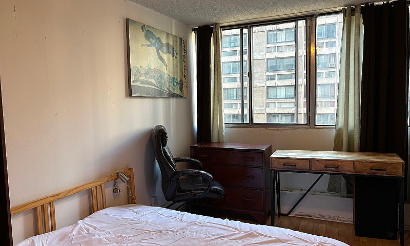 2 Bedroom Downtown C...