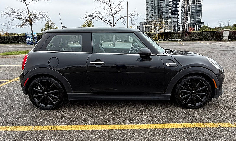 2016 Mini Cooper 2-D...