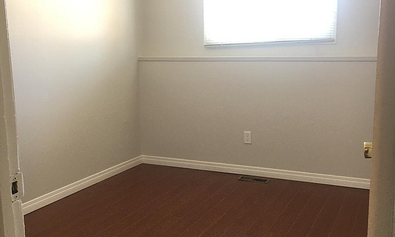 2 Bdrm Fourplex Suit...
