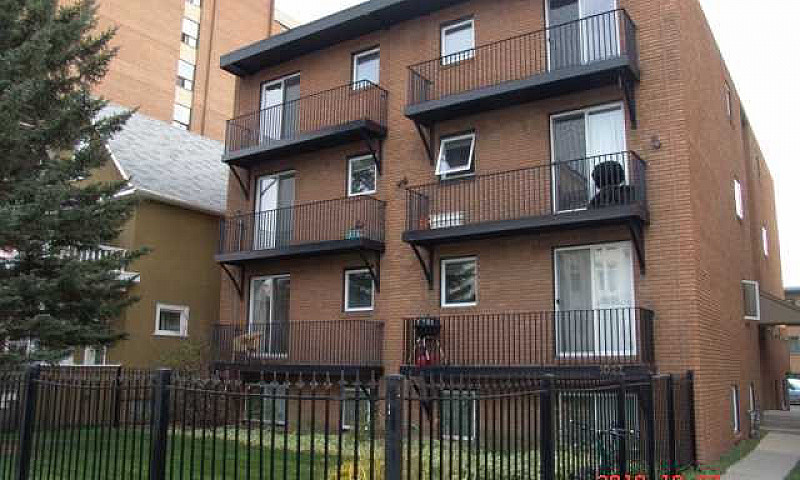 Beltline Luxury 1 Be...