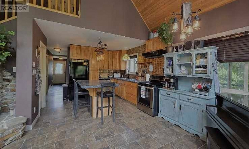 Beautiful Custom Hom...