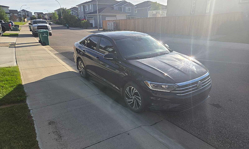 2019 Volkswagen Jett...