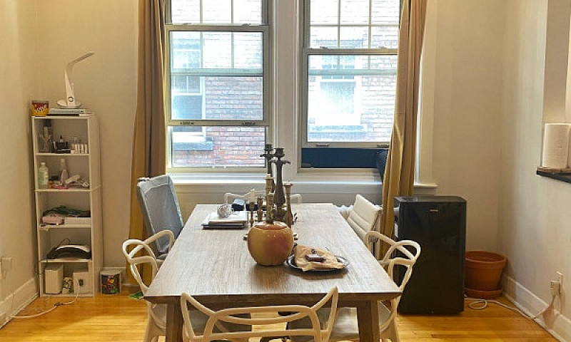 Renovated 4 1/2 In B...