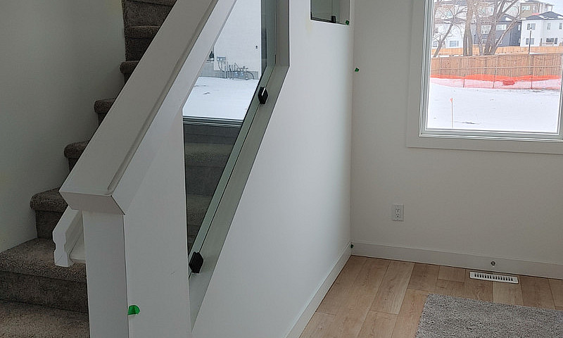 House For Sale - 15 ...
