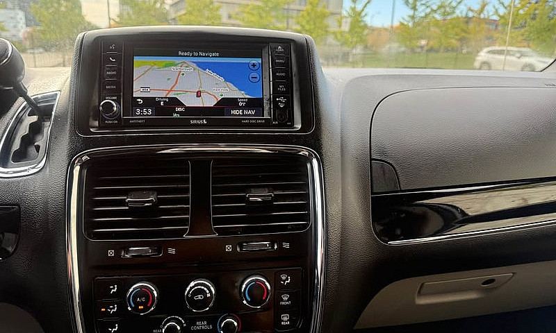 Dodge Grand Caravan...