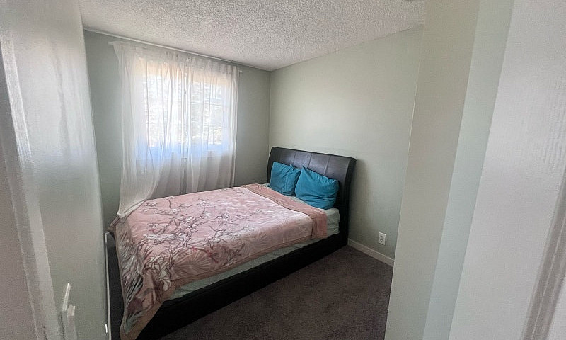 3 Bedroom House In C...
