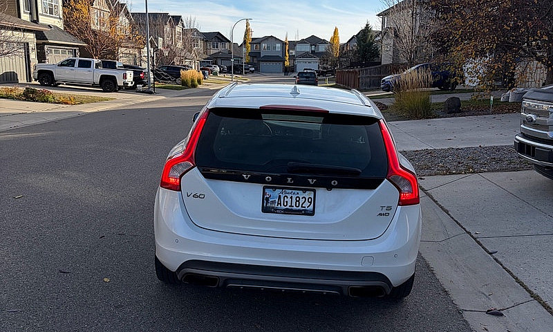2015 Volvo V60 T5 Pr...