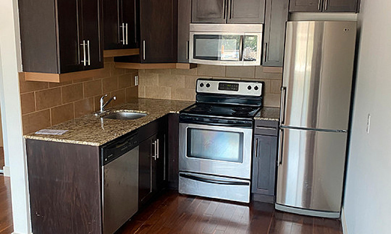 One-Bedroom Apartmen...