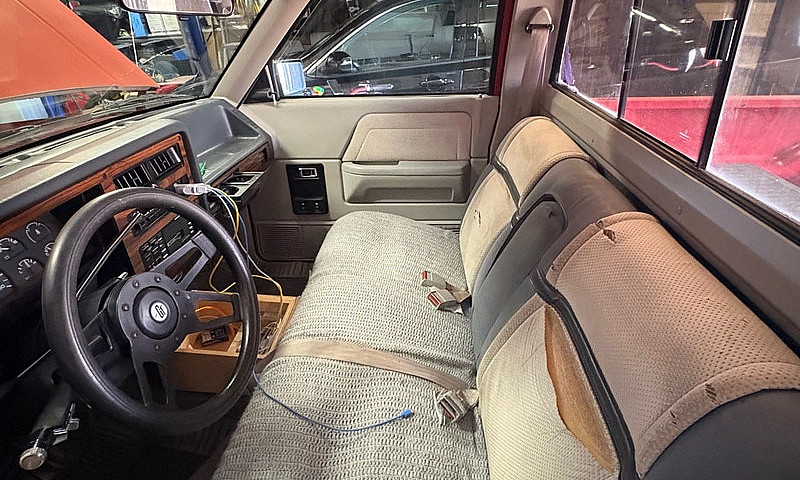 1988 Dodge Dakota ...