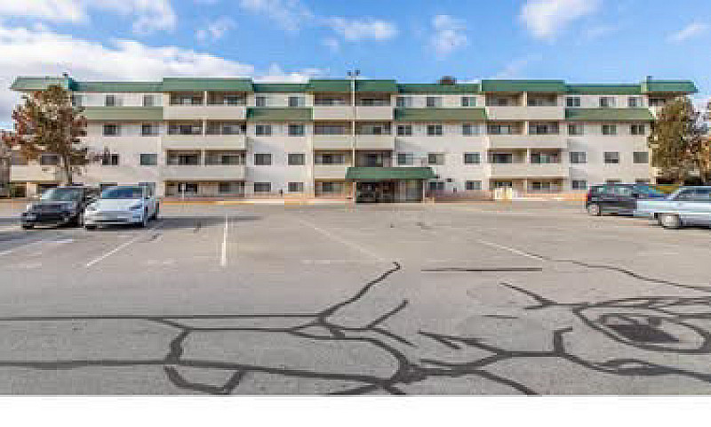 Skaha Lake Condo...