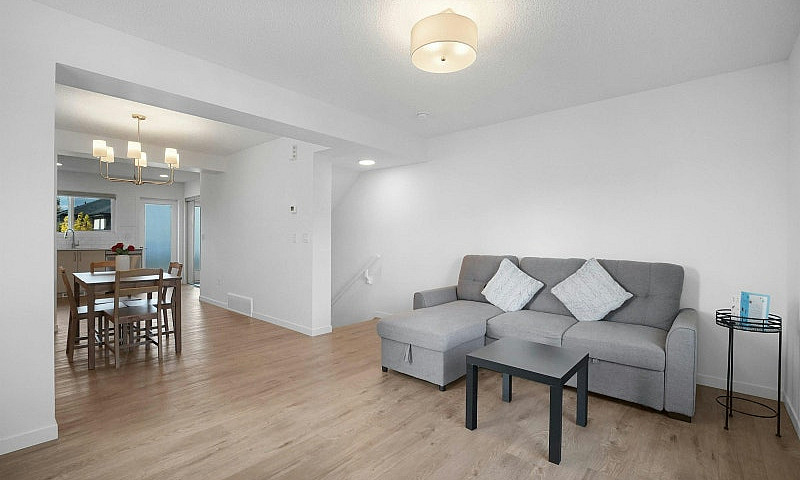Modern 2-Bedroom + D...