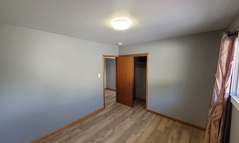 Spacious 3-Bedroom U...