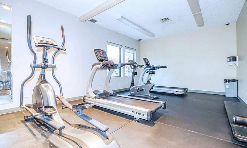 Linden Woods Condo F...