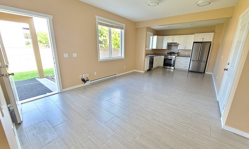 Large Pets Ok - 2Br....