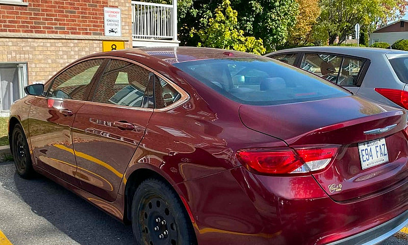 Chrysler 200, 83 000...