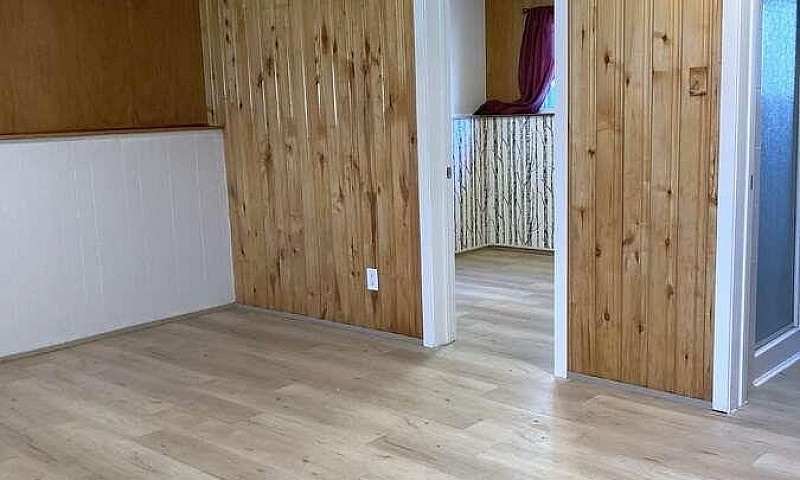 Private 1-Bedroom Lo...