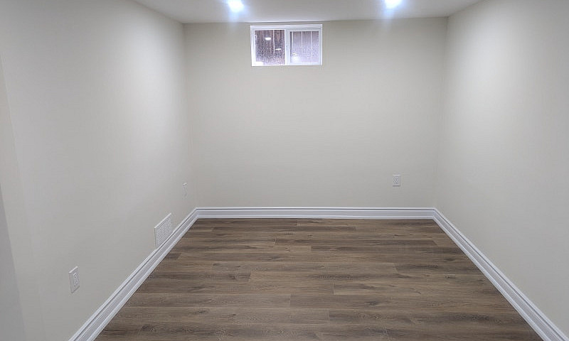 2 Bhk + Den | Legal ...