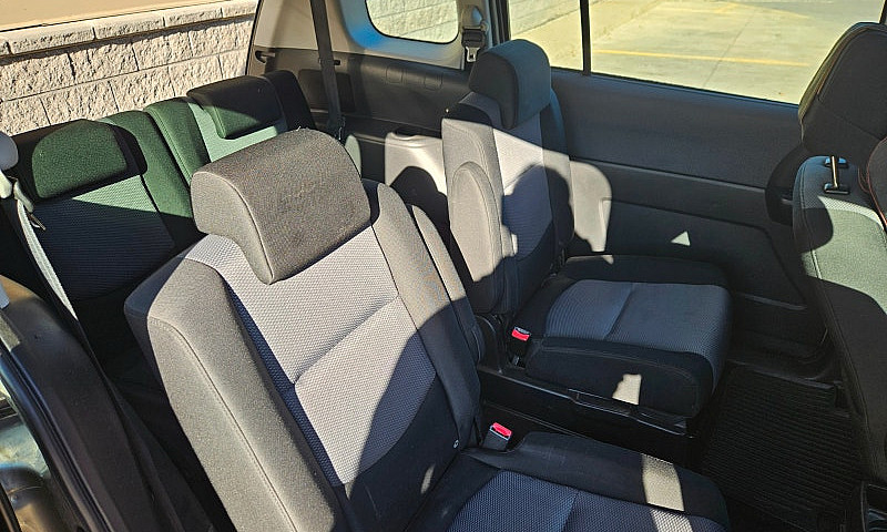 2007 Mazda 5...
