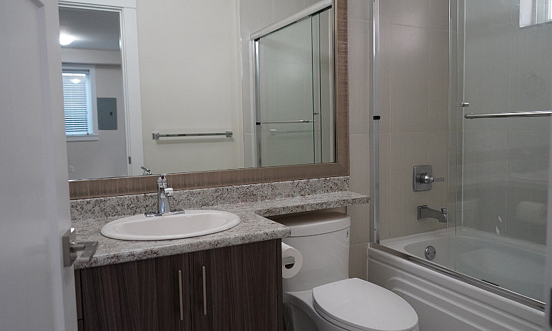 2 Bedroom Basement F...