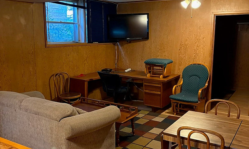 One Bed Furnished Ba...