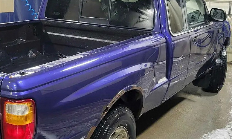 2001 Mazda B3000 Pic...